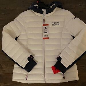 Tommy Hilfiger Womens White and Navy Puffer Jacket